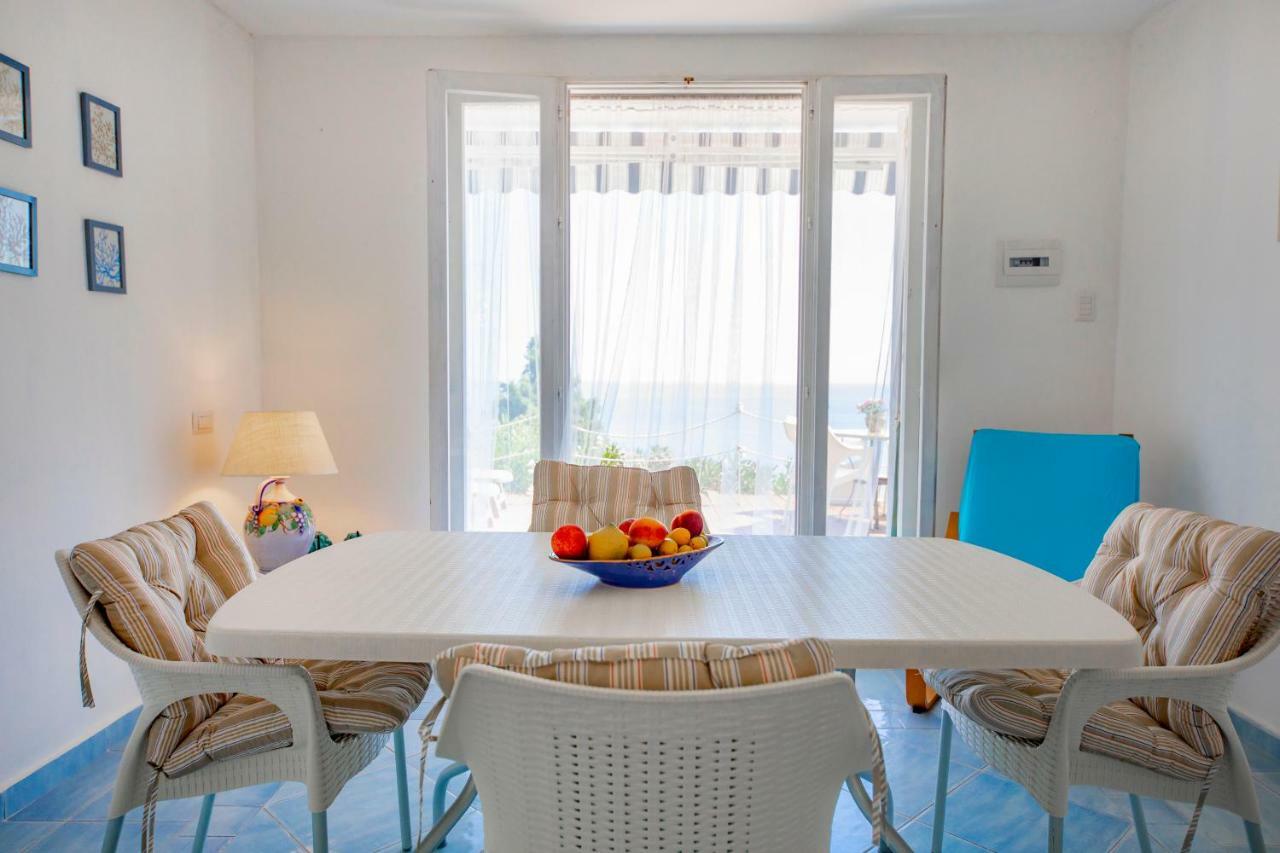 The Sound Of The Sea Villa Чефалу Екстериор снимка