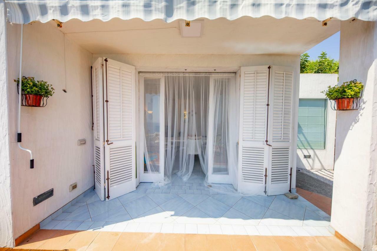 The Sound Of The Sea Villa Чефалу Екстериор снимка